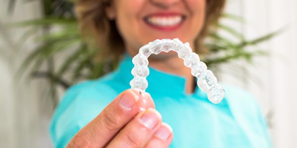 ortodoncia invisible Invisalign en Albacete